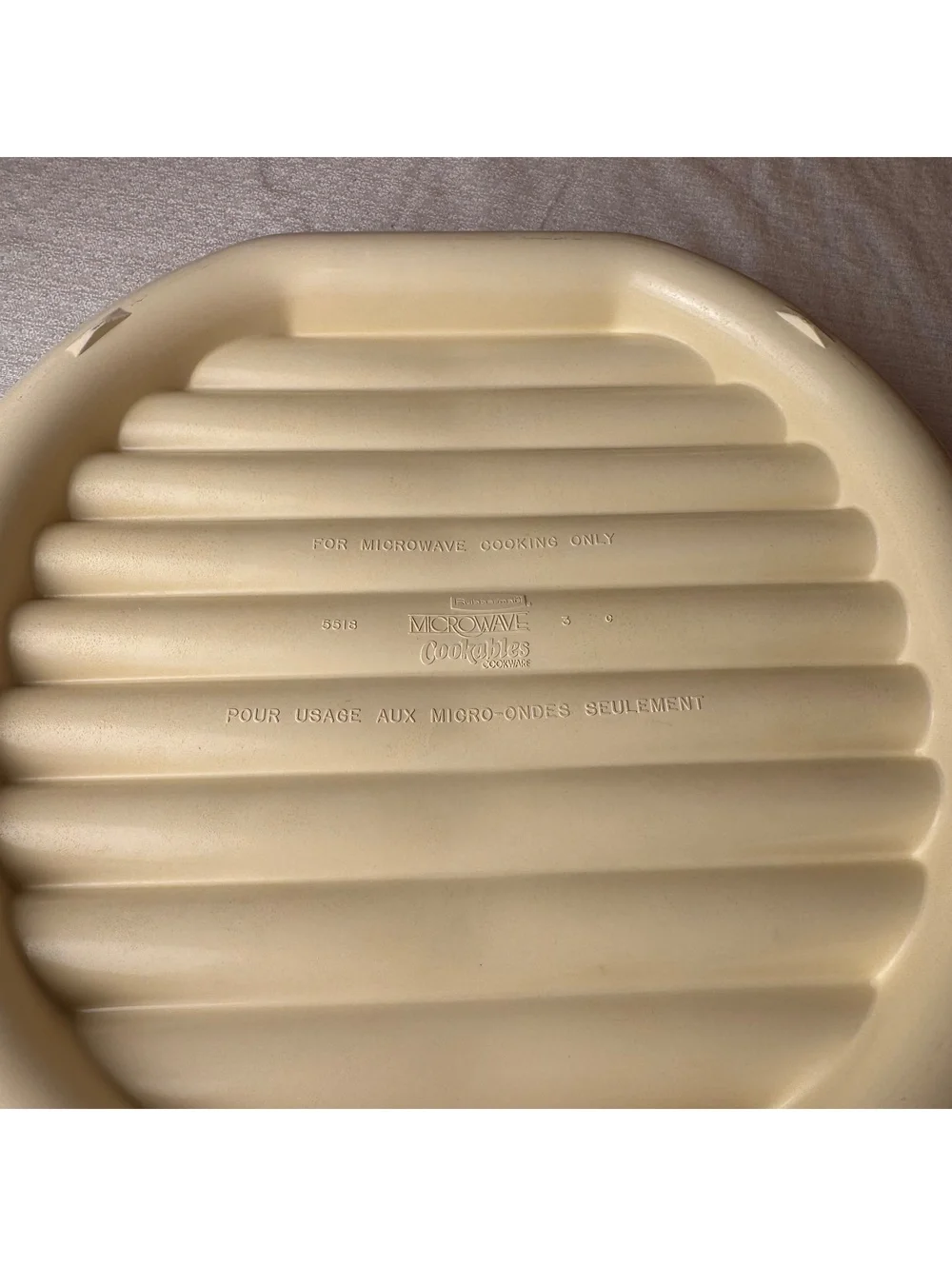 Vintage Rubbermaid Microwave Cookables Bacon Cooker Rack Tray 5518 Beige